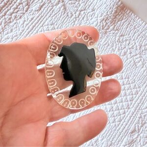 Bakelite Art Deco Cameo